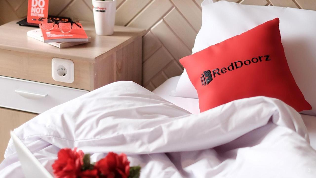 Reddoorz Premium Cloud 9 An Nhon Hotel Ciudad Ho Chi Minh  Exterior foto
